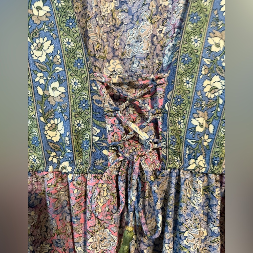 Boemo Maxi Long Sleeve Floral Dress Smocked Waist with Tie‎ Women’s Size Large - Picture 8 of 8